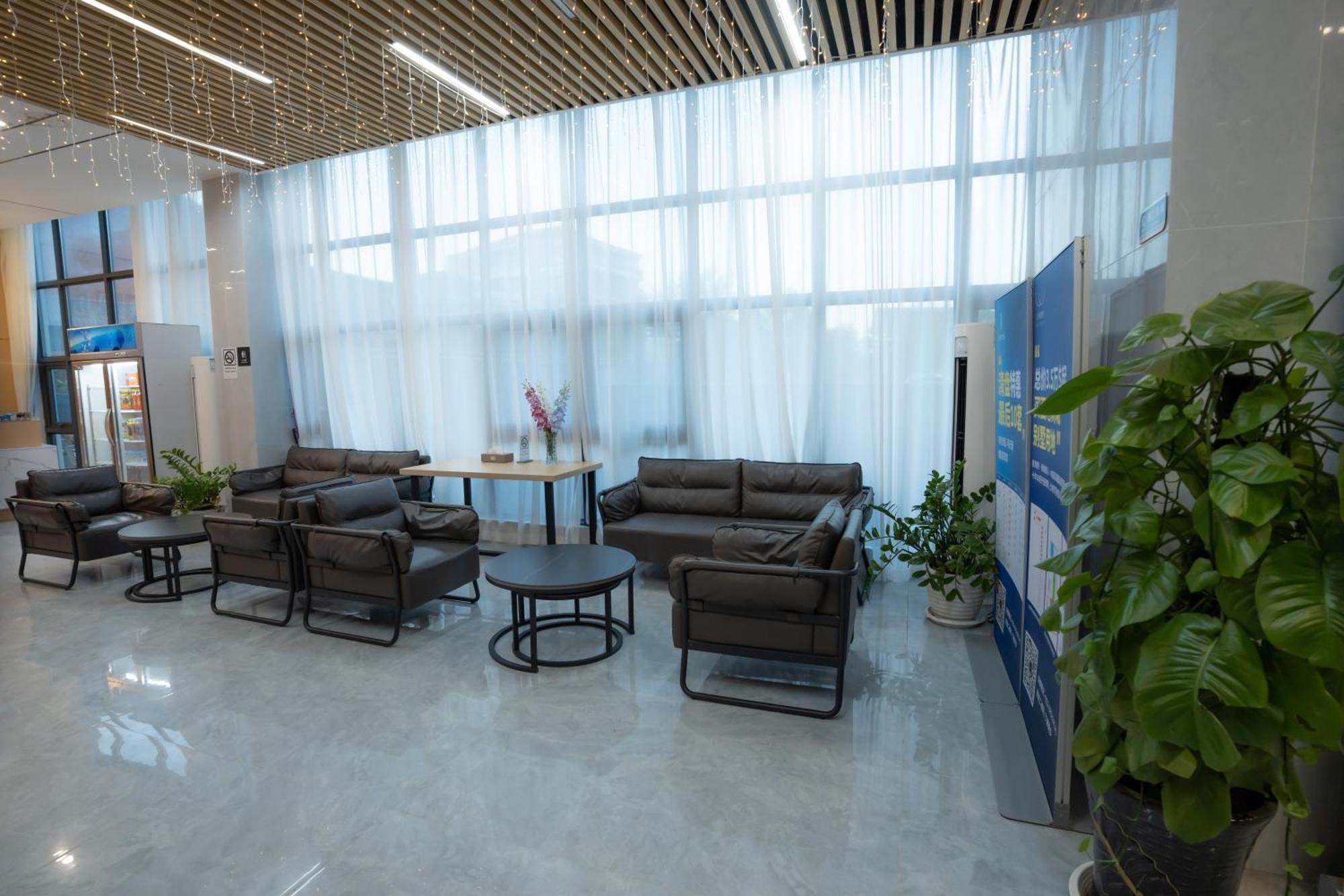 Ark House Hotel Phnom Penh Bagian luar foto